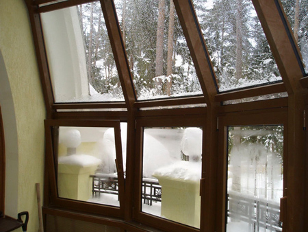«Холодные» алюминиевые окна на балкон